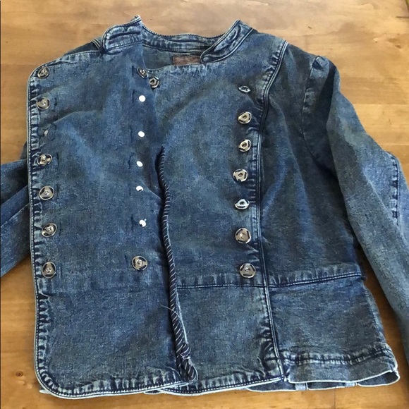 Jean jacket - Picture 3 of 4